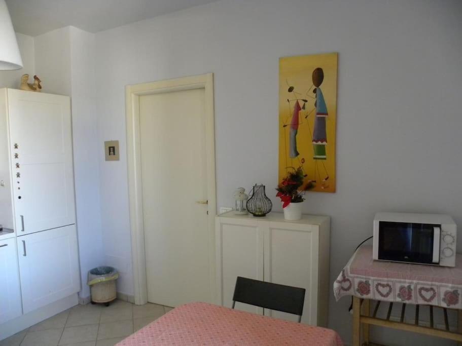 Bright Apt With Views And Terrace ฟลอเรนซ์ ภายนอก รูปภาพ